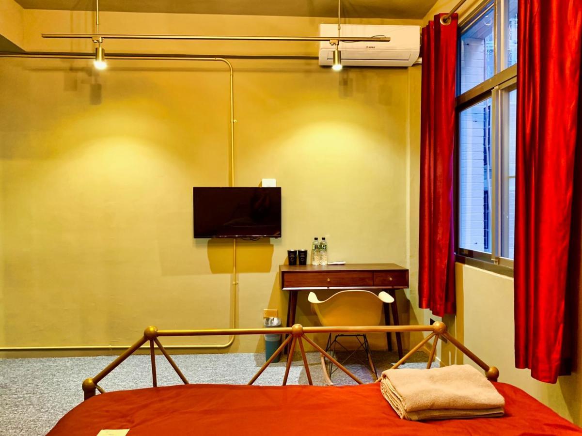 Loft Wo Design Inn Tainan Exterior photo